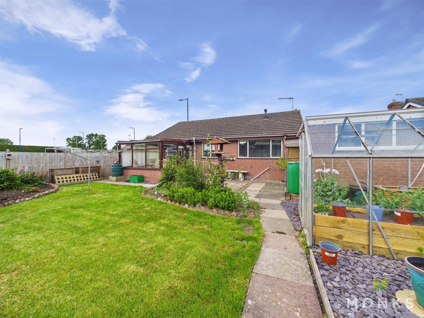 61 Bowens Field, Wem, SY4 5AR SSTC